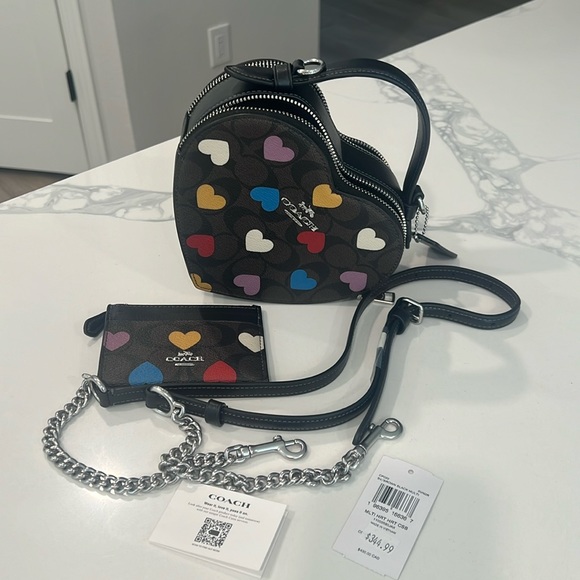 ❤️Coach Heart Crossdoby❤️ - Picture 3 of 16